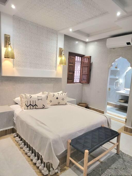 Isahiac Avec Piscine En Exclusivite *