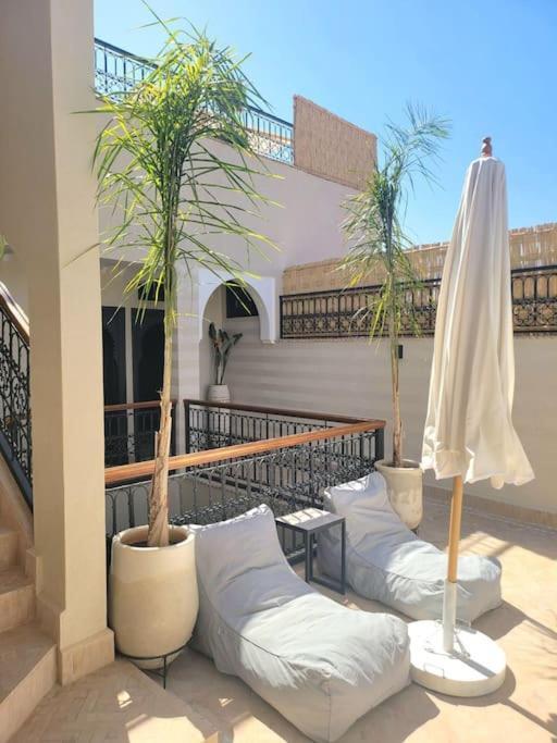 Isahiac Avec Piscine En Exclusivite Marrakesch