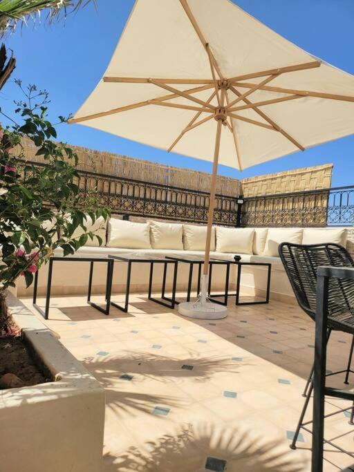 Isahiac Avec Piscine En Exclusivite Marrakesch